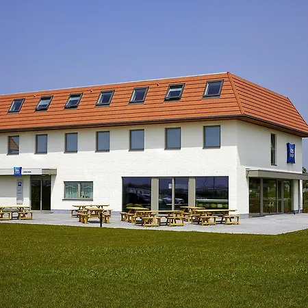 ホテル Ibis Budget Oostende Airport 2*